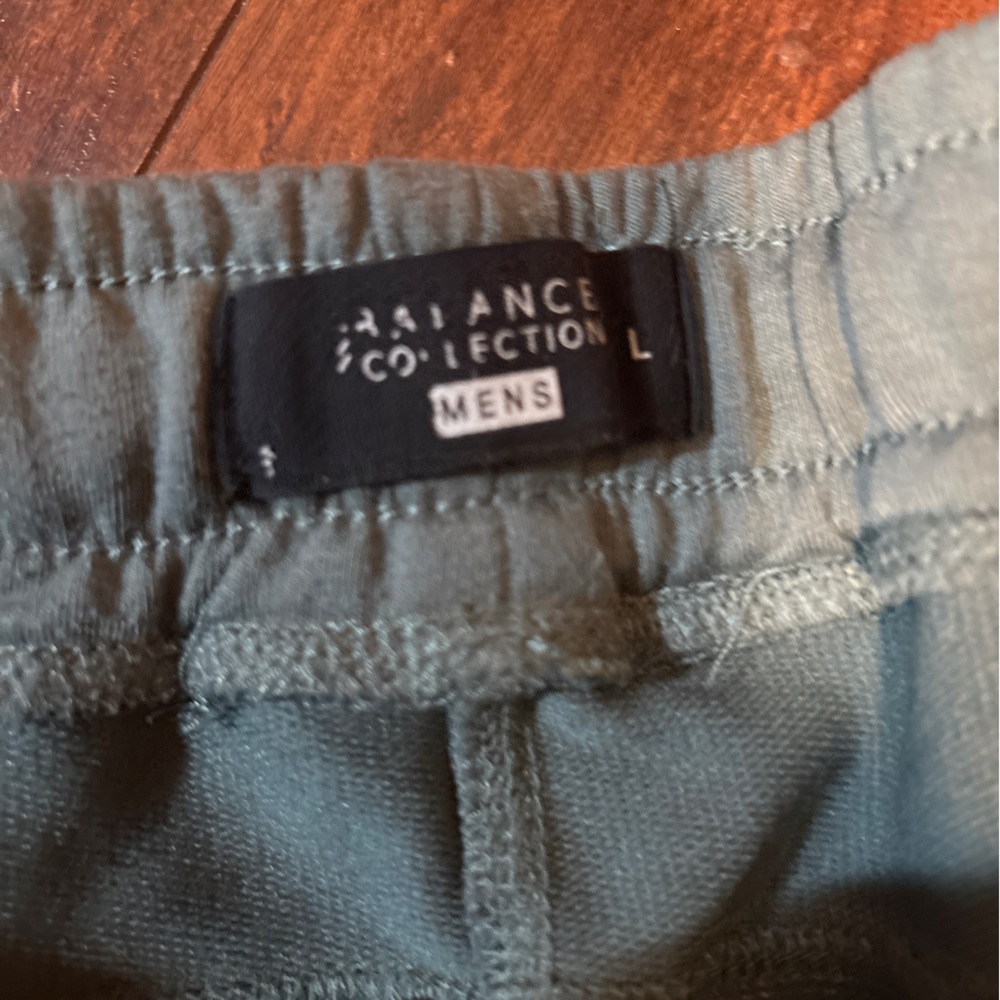 SHORTS BUNDLE - Picture 4 of 4